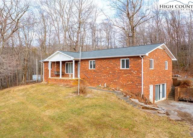 Property at 159 Airport Rd, Jefferson, NC 28640, 3 beds, 2.5 baths