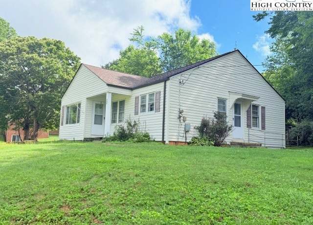 Property at 566 Buck Mountain Cir, West Jefferson, NC 28694, 3 beds, 1 bath