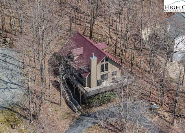 Property at 136 Tamarack Rd, Beech Mountain, NC 28604, 4 beds, 3 baths