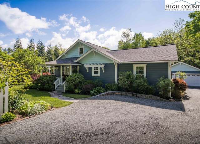 Property at 719 Ransom St, Blowing Rock, NC 28605, 3 beds, 2.5 baths
