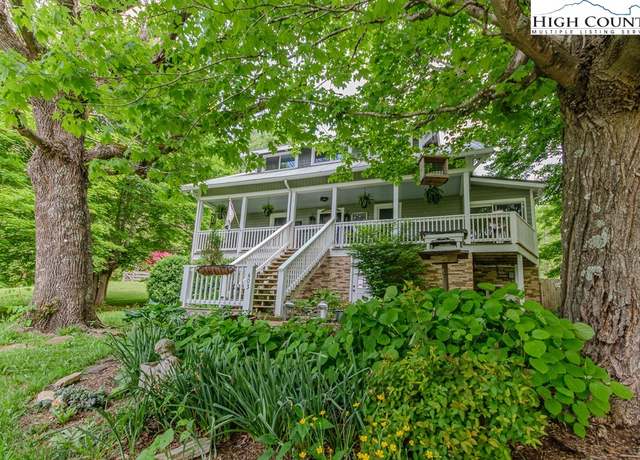 Property at 403 Linville Creek Rd, Vilas, NC 28692, 3 beds, 2 baths