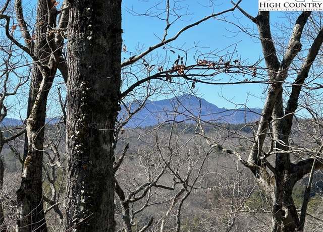 Property at 7 Dameron Dr, Blowing Rock, NC 28605