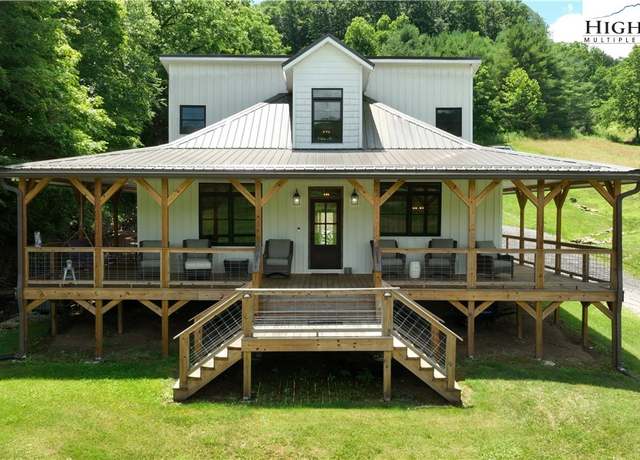 Property at 2507 Parker Eller Rd, Lansing, NC 28643, 3 beds, 2.5 baths