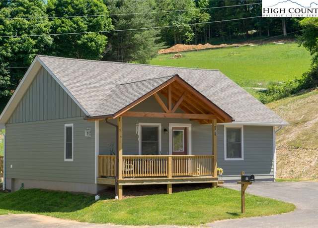 Property at 228 Ava Way #103, Boone, NC 28607, 2 beds, 2.5 baths