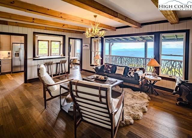 Property at 334 Dogwood Ln, Blowing Rock, NC 28605, 3 beds, 3.5 baths
