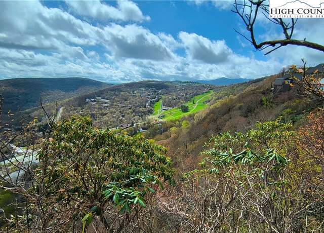 Property at 325 N Pinnacle Ridge Rd, Beech Mountain, NC 28604