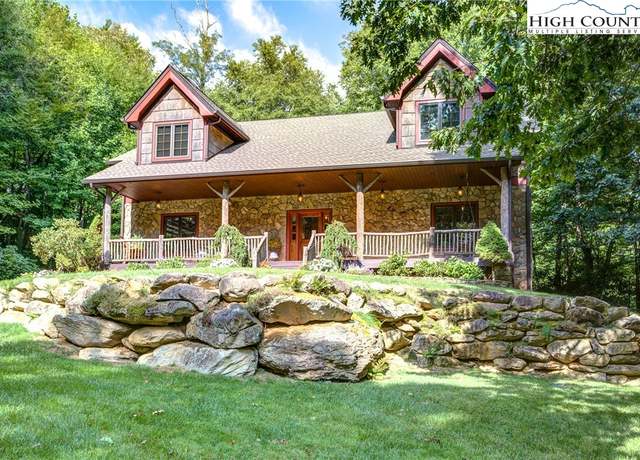 Property at 161 Cobblestone Bridge Ln, Banner Elk, NC 28604, 3 beds, 2.5 baths