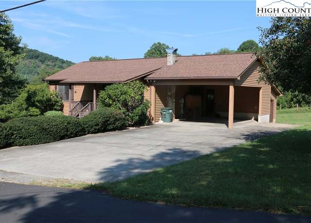 Property at 133 Maple St, Sparta, NC 28675, 2 beds, 1 bath