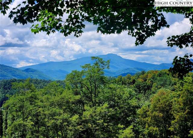 Property at 690/692 Lynn Hill Rd, Boone, NC 28607, 4 beds, 3 baths