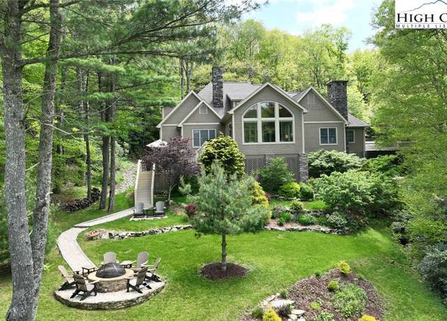 Property at 137 Fairway 12 Ct, Blowing Rock, NC 28605, 6 beds, 4 baths