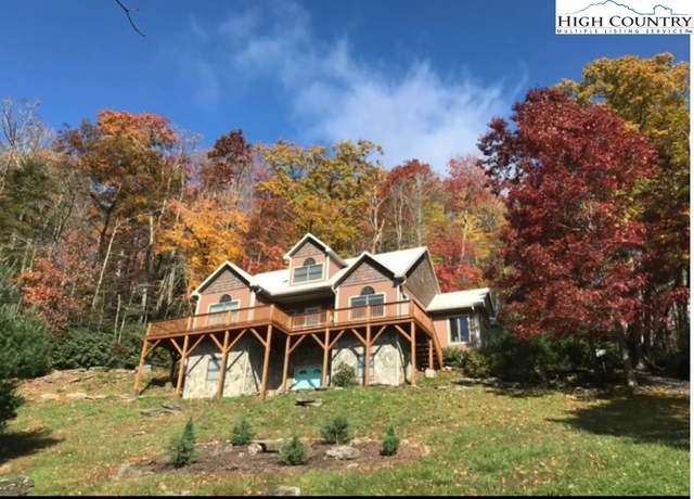 Property at 372 Coffey Ridge Dr, Blowing Rock, NC 28605, 3 beds, 3.5 baths