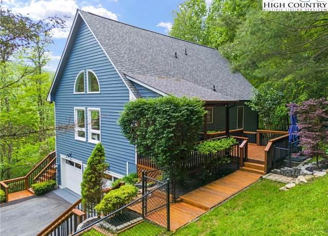 Property at 190 Liberty Hill Rd, Vilas, NC 28692, 3 beds, 2 baths