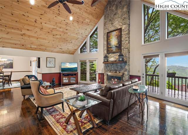 Property at 331 Pinnacle Ridge Road Rd, Beech Mountain, NC 28604, 4 beds, 3 baths