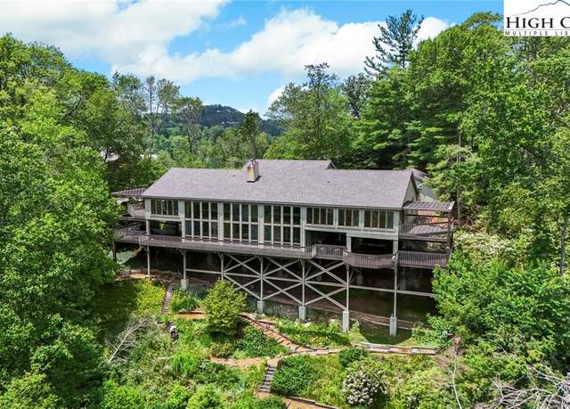 Property at 514 Raven Ridge Rd, Banner Elk, NC 28604, 4 beds, 4.5 baths