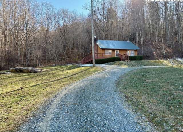 Property at 791 Spice Creek Rd, Banner Elk, NC 28604, 2 beds, 1 bath