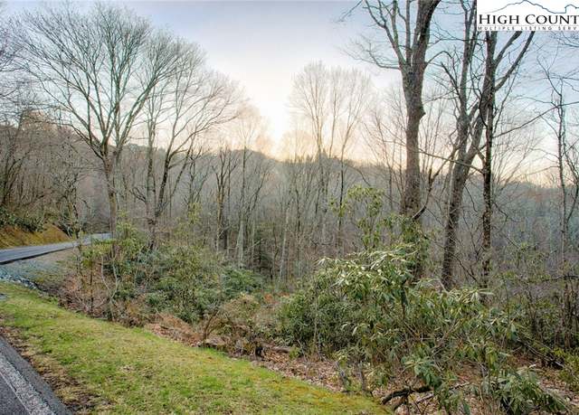 Property at 103A Equestrian Dr, Banner Elk, NC 28604