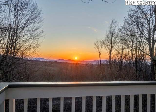 Property at 1410 Beech Mountain Pkwy, Beech Mountain, NC 28604, 3 beds, 3 baths