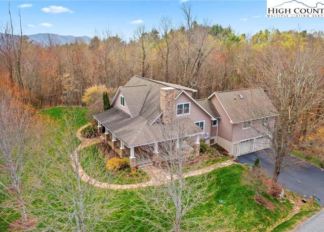 Property at 671 Parkcrest Dr, Boone, NC 28607, 4 beds, 3.5 baths