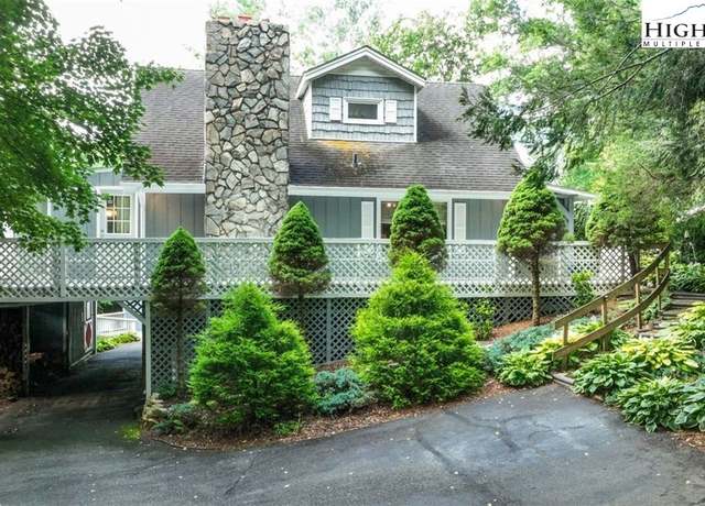 Property at 304 E Fourth St, West Jefferson, NC 28694, 2 beds, 2 baths