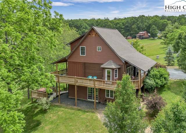 Property at 218 Cherokee Cir, Jefferson, NC 28640, 3 beds, 3.5 baths
