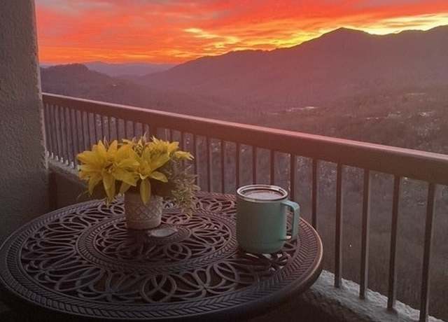Property at 303 Sugar Top Dr Unit 6-2618, Sugar Mountain, NC 28604, 2 beds, 2 baths