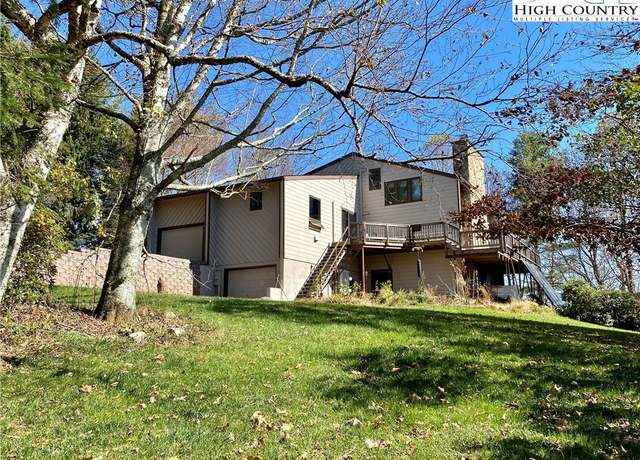 Property at 801 Kalmia Ln, Boone, NC 28607, 3 beds, 2.5 baths