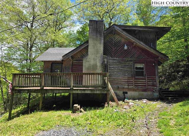 Property at 1520 Bamboo Rd, Boone, NC 28607, 2 beds, 1 bath