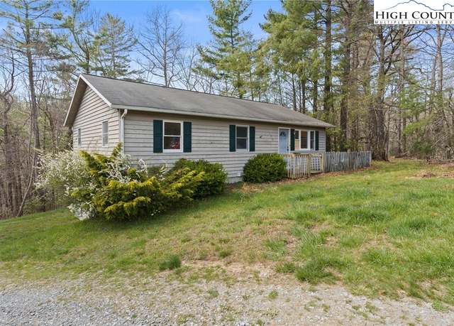 Property at 150 Piney Creek Ln, Boone, NC 28607, 3 beds, 2 baths