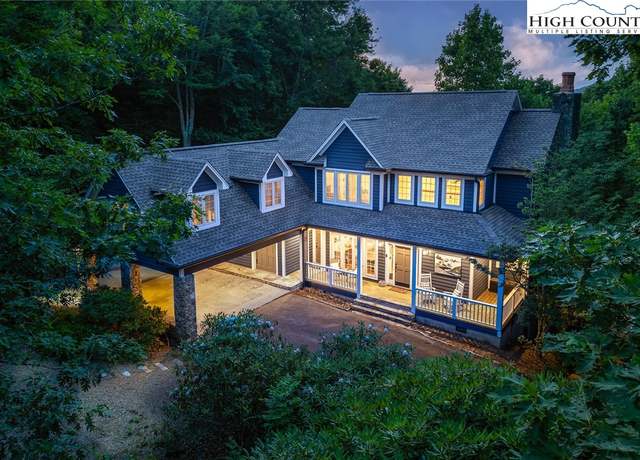 Property at 220 Hialeah Ln, Boone, NC 28607, 3 beds, 4.5 baths