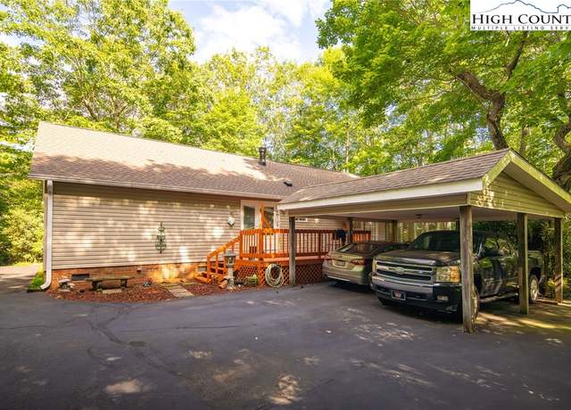 Property at 1169 Old Hampton Rd, Boone, NC 28607, 3 beds, 2 baths