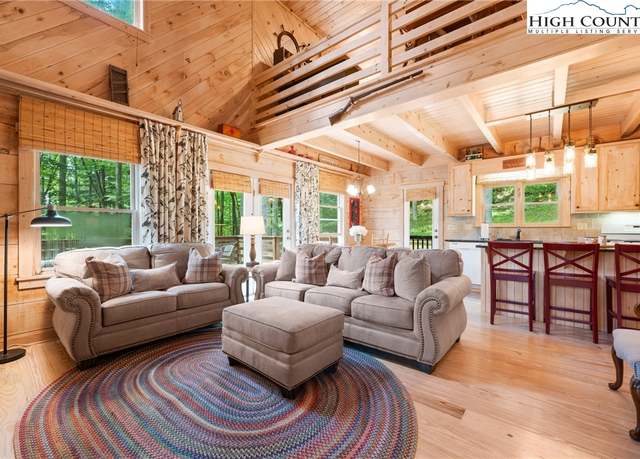 Property at 175 Hillcrest Dr, Blowing Rock, NC 28605, 3 beds, 3 baths