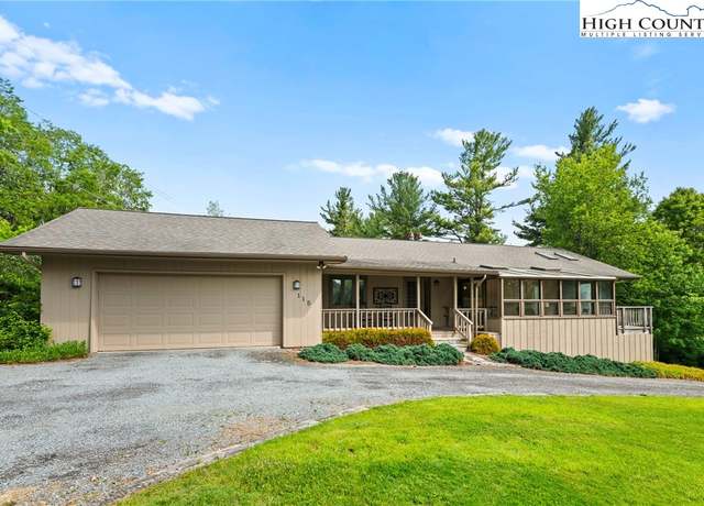 Property at 115 Split Rail Ln, Blowing Rock, NC 28605, 2 beds, 2.5 baths