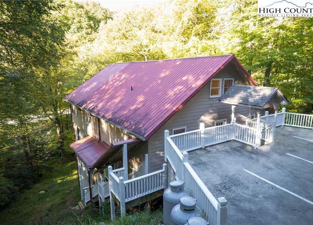 Property at 130 Parkway Forest Ln, Boone, NC 28607, 10 beds, 6 baths
