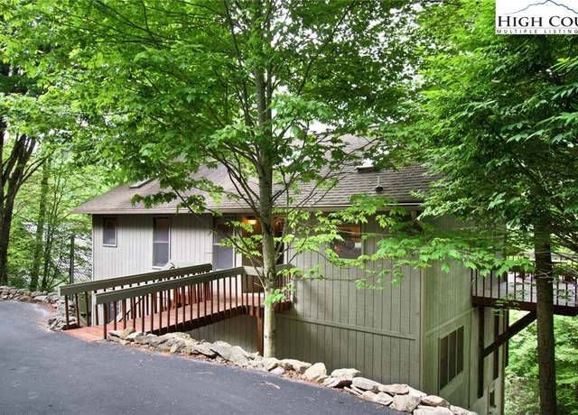Property at 300 Overbrook Trl, Beech Mountain, NC 28604, 4 beds, 4 baths
