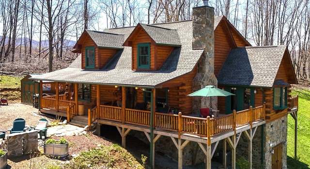 Photo of 245 Deer Run Cir, Zionville, NC 28698