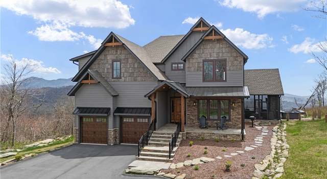 Photo of 371 Green Cliffs Rd, Sugar Mountain, NC 28604