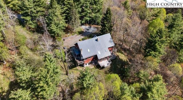 Photo of 140 Split Rail Ln, Blowing Rock, NC 28605