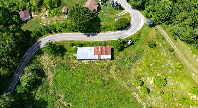 Photo of 244 Flat Springs Rd, Elk Park, NC 28622