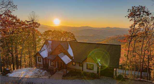 Photo of 221 N Bear Rock Trl, Banner Elk, NC 28604