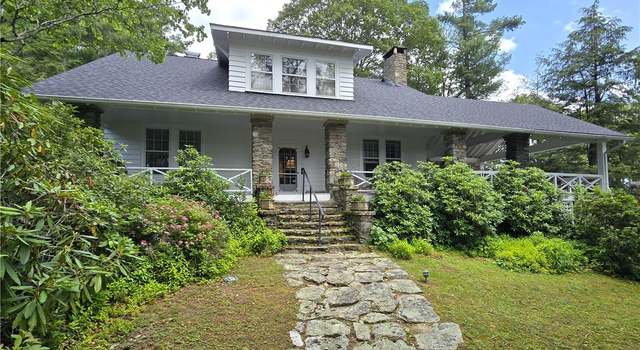Photo of 135 Dogwood Ln, Blowing Rock, NC 28605