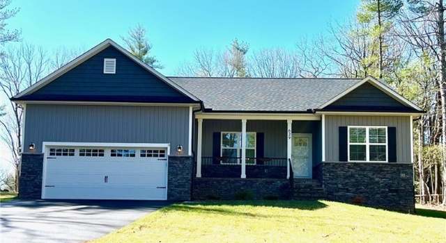 Photo of 629 Turnberry Dr, Roaring Gap, NC 28668