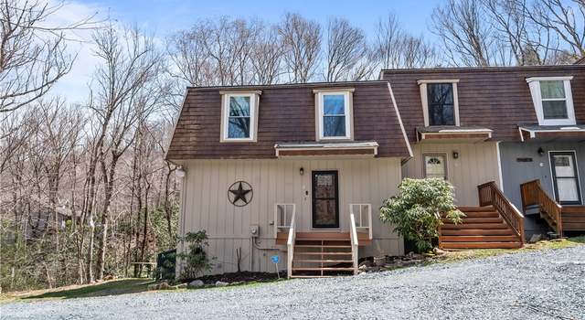 Photo of 425 Adams Apple Dr #1, Banner Elk, NC 28604