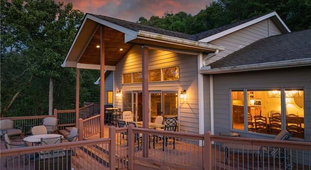 Photo of 122 & 124 Hawthorne Rd, Beech Mountain, NC 28604