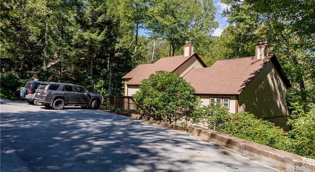 Photo of 1443 Sugar Mountain Dr Unit E28, Sugar Mountain, NC 28604