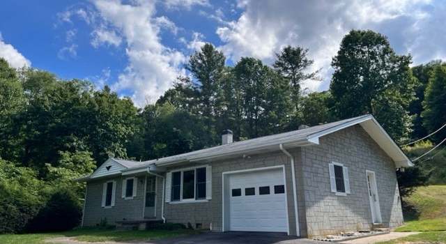 Photo of 195 Mastmead Rd, Sugar Grove, NC 28679