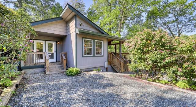 Photo of 219 Black Pine Rd, Newland, NC 28657
