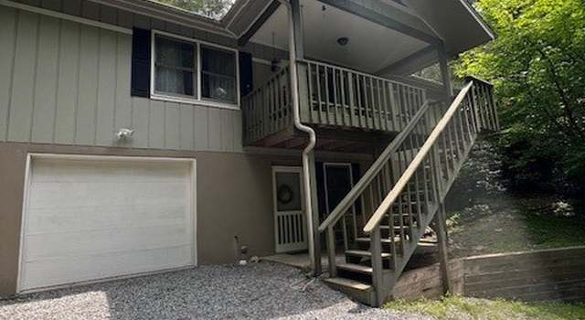 Photo of 100 Harbor Ln, Newland, NC 28657