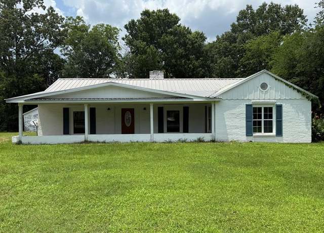 Property at 730 Kiln St, Lufkin, TX 75904, 3 beds, 1 bath