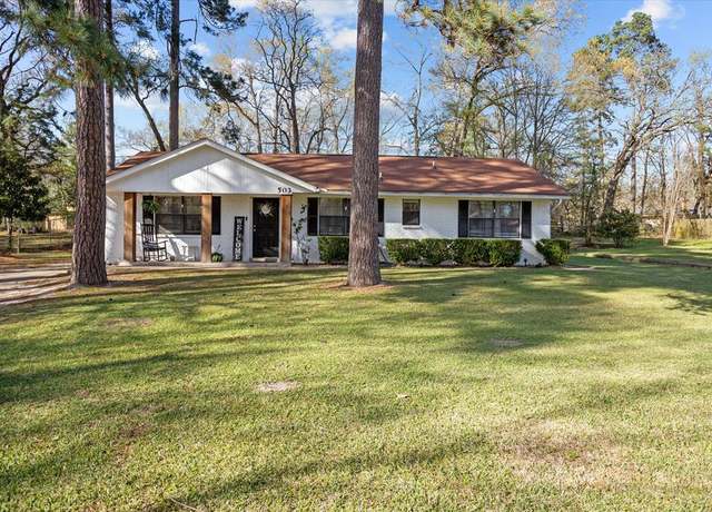 Property at 503 Kemp Ave, Lufkin, TX 75901, 3 beds, 2 baths