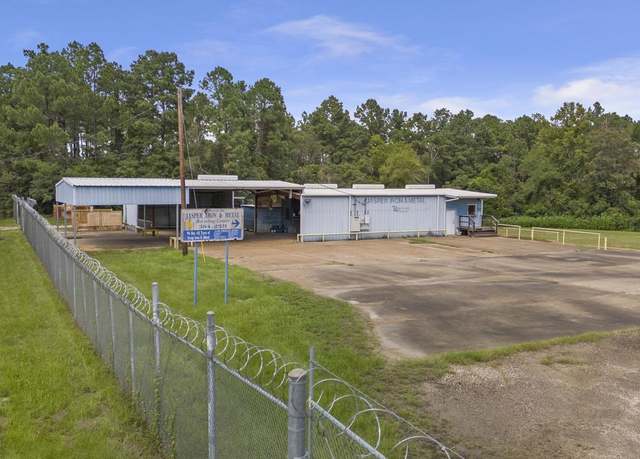 Property at 2650 Hi Truitt Rd, Jasper, TX 75931, 2 beds, 1 bath